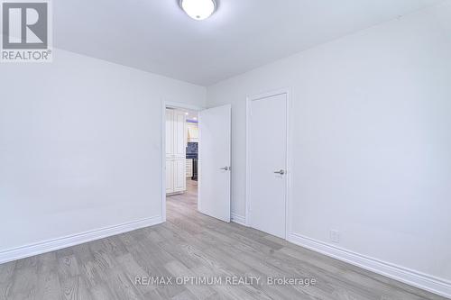 1747 Coram Crescent, Mississauga, ON - Indoor Photo Showing Other Room