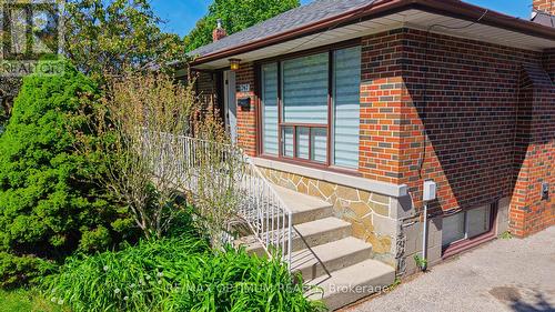 1747 Coram Crescent, Mississauga, ON - Outdoor