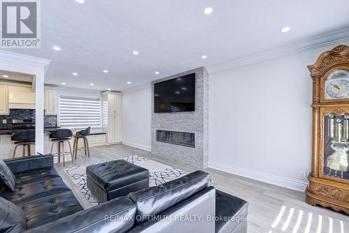 1747 Coram Crescent, Mississauga, ON - Indoor Photo Showing Living Room With Fireplace