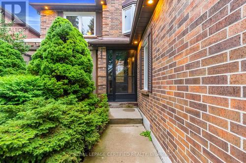 3650 Baird Court, Mississauga, ON - Outdoor