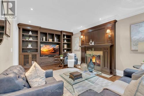 3650 Baird Court, Mississauga, ON - Indoor Photo Showing Living Room With Fireplace