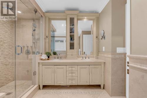 3650 Baird Court, Mississauga, ON - Indoor Photo Showing Bathroom