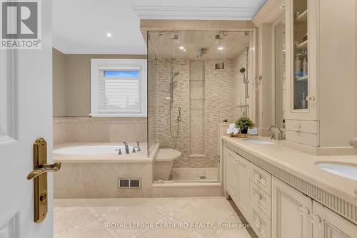 3650 Baird Court, Mississauga, ON - Indoor Photo Showing Bathroom