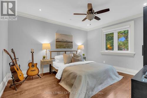 3650 Baird Court, Mississauga, ON - Indoor Photo Showing Bedroom