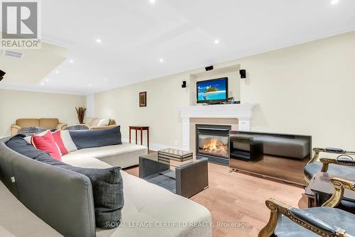 3650 Baird Court, Mississauga, ON - Indoor Photo Showing Living Room With Fireplace