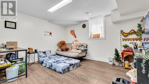 362 Kingsbridge Garden Circle, Mississauga, ON - Indoor