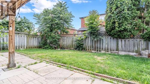 362 Kingsbridge Garden Circle, Mississauga, ON - Outdoor