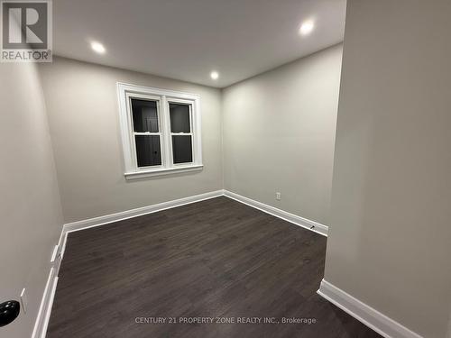 6300 Corwin Crescent, Niagara Falls, ON - Indoor Photo Showing Other Room