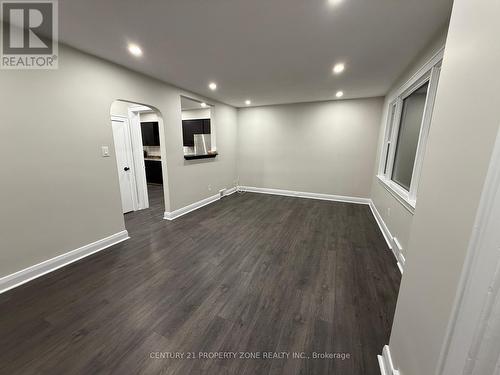 6300 Corwin Crescent, Niagara Falls, ON - Indoor Photo Showing Other Room