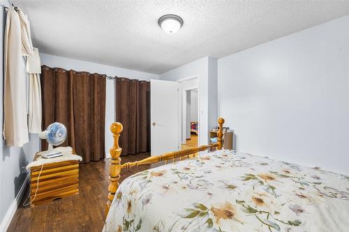 285 Tadanac Boulevard, Kimberley, BC - Indoor Photo Showing Bedroom