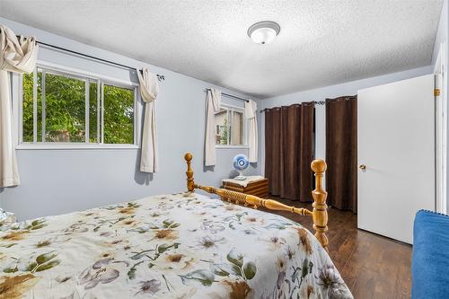 285 Tadanac Boulevard, Kimberley, BC - Indoor Photo Showing Bedroom