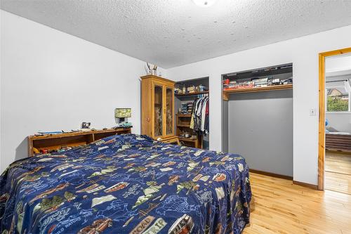 285 Tadanac Boulevard, Kimberley, BC - Indoor Photo Showing Bedroom