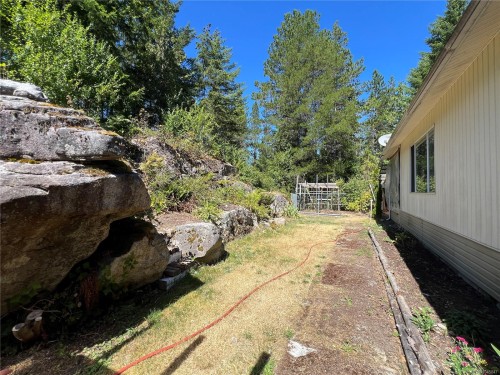 401 Conuma Dr, Gold River, BC 
