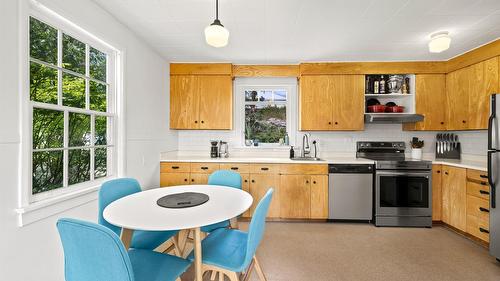 111 5Th Avenue, Kimberley, BC - Indoor