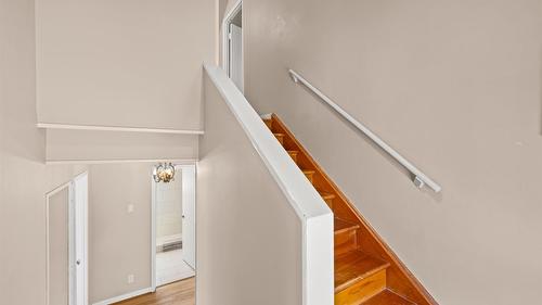 111 5Th Avenue, Kimberley, BC - Indoor Photo Showing Other Room