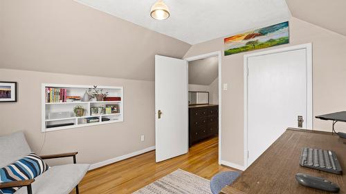 111 5Th Avenue, Kimberley, BC - Indoor
