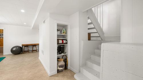 111 5Th Avenue, Kimberley, BC - Indoor Photo Showing Other Room
