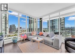 2807 2008 ROSSER AVENUE Burnaby, BC V5C 0H8