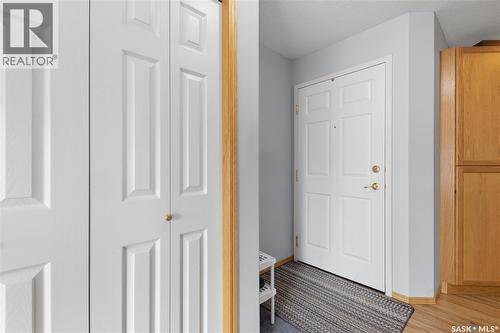 205 100 5Th Avenue, Regina Beach, SK - Indoor Photo Showing Other Room