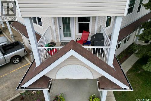 205 100 5Th Avenue, Regina Beach, SK - Outdoor With Exterior