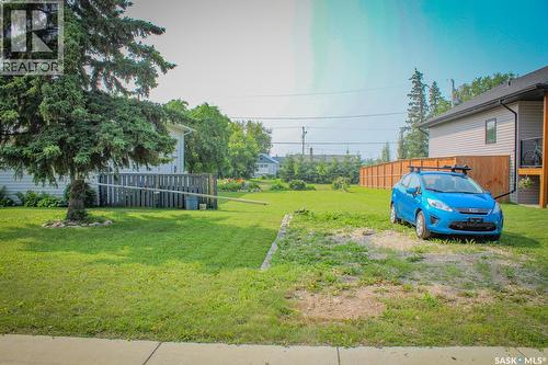 101 Cairns Avenue W, Melfort, SK - Outdoor