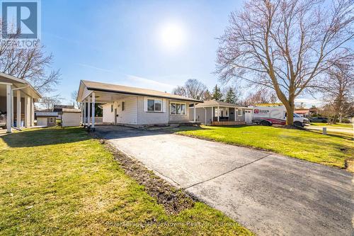 680 Raglan Street, Minto (Palmerston), ON - Outdoor