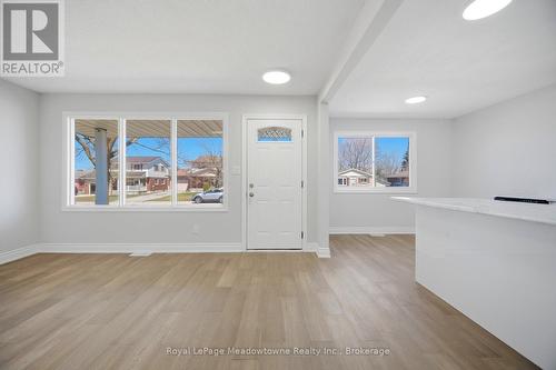 680 Raglan Street, Minto (Palmerston), ON - Indoor Photo Showing Other Room