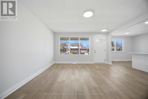 680 Raglan Street, Minto (Palmerston), ON - Indoor