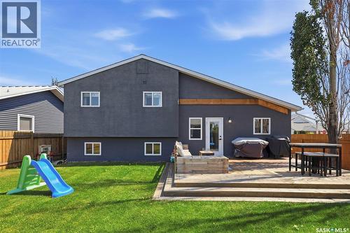 201 1St Avenue N, Warman, SK - Outdoor With Deck Patio Veranda