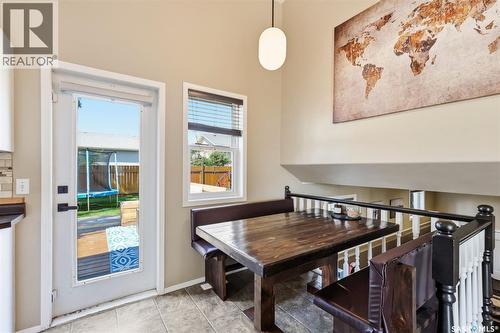 201 1St Avenue N, Warman, SK - Indoor