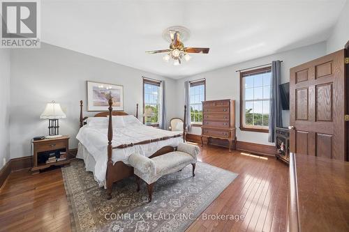 1150 Raglan Road E, Oshawa, ON - Indoor Photo Showing Bedroom
