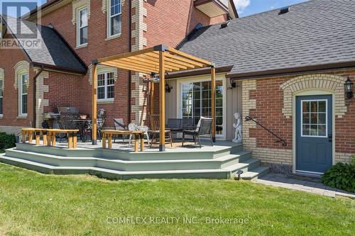1150 Raglan Road E, Oshawa, ON - Outdoor