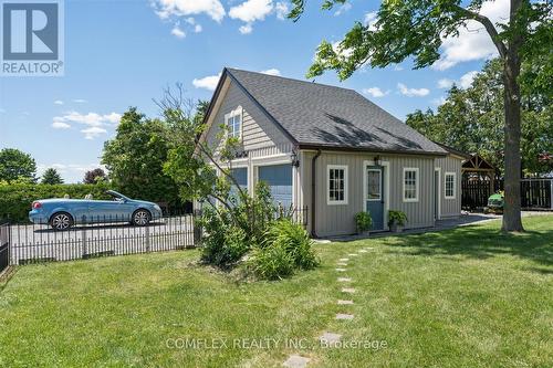 1150 Raglan Road E, Oshawa, ON - Outdoor
