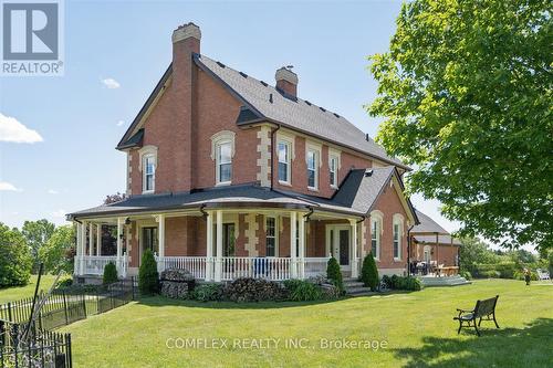 1150 Raglan Road E, Oshawa, ON - Outdoor With Deck Patio Veranda With Facade