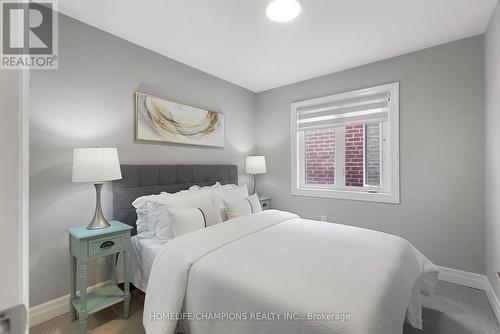 993 Dragonfly Avenue, Pickering, ON - Indoor Photo Showing Bedroom