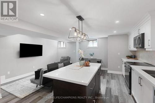993 Dragonfly Avenue, Pickering, ON - Indoor Photo Showing Kitchen With Upgraded Kitchen
