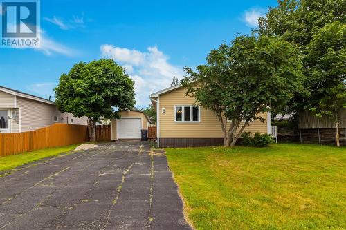 6 Willow Drive, Paradise, NL - Outdoor