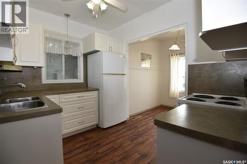 207 Pine Avenue, Nipawin, SK - Indoor Photo Showing Kitchen With Double Sink