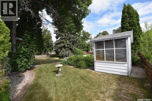 207 Pine Avenue, Nipawin, SK - Outdoor