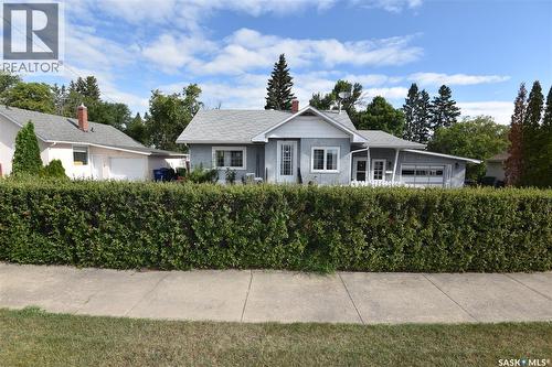 207 Pine Avenue, Nipawin, SK - Outdoor