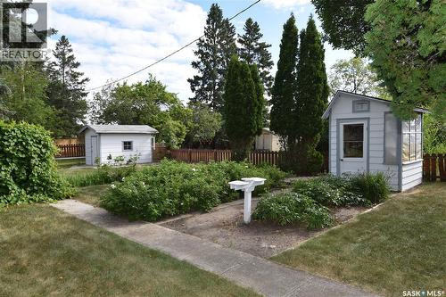 207 Pine Avenue, Nipawin, SK - Outdoor