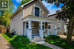319 KING Street W  Dundas, ON L9H 1W5