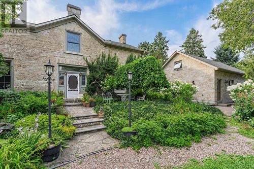 768 Bon Accord Street, Centre Wellington (Fergus), ON - Outdoor