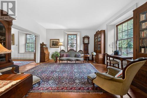 768 Bon Accord Street, Centre Wellington (Fergus), ON - Indoor Photo Showing Living Room