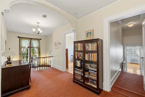 100 Waterloo St, Winnipeg, MB - Indoor