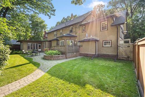 100 Waterloo St, Winnipeg, MB - Outdoor With Deck Patio Veranda