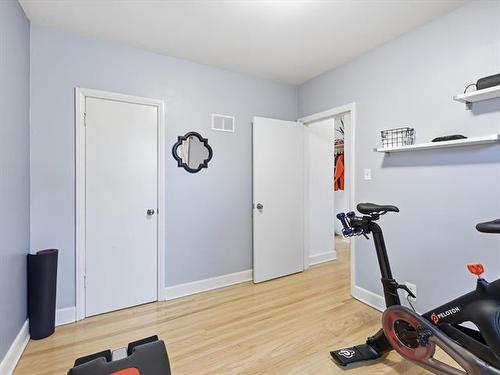 231 Wavell Ave, Winnipeg, MB - Indoor Photo Showing Gym Room