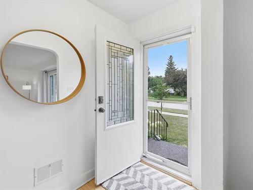 231 Wavell Ave, Winnipeg, MB - Indoor Photo Showing Other Room