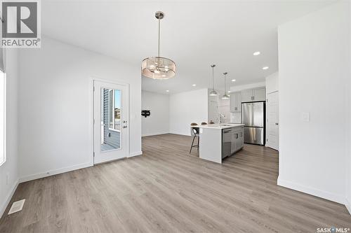 377 Germain Manor, Saskatoon, SK - Indoor Photo Showing Kitchen