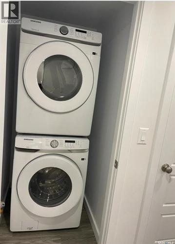377 Germain Manor, Saskatoon, SK - Indoor Photo Showing Laundry Room